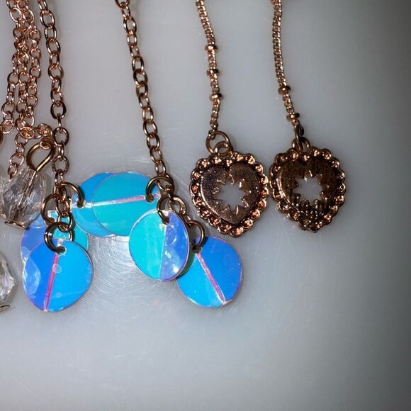 WOMENS 3 SETS OF EARRINGS - Picture 3 of 3